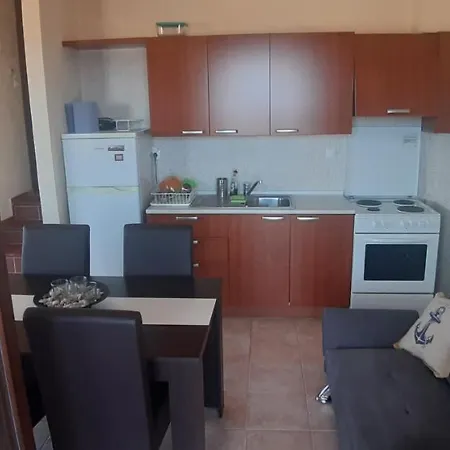 Apartment γαλάζιο του λόφου νο2 Nikiti (Sithonia)